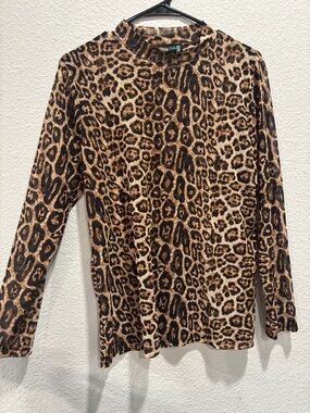 Women's Leopard Print Long Sleeve Tee - Brown